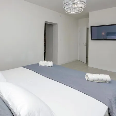 Semesterbostad 4 Bedroom Amazing In