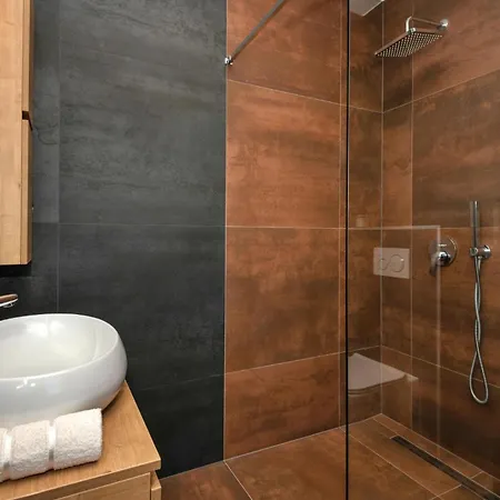 Holiday home 4 Bedroom Amazing In Imotski